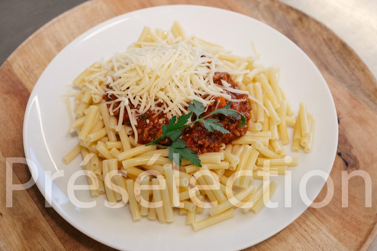 Macaroni bolognaise